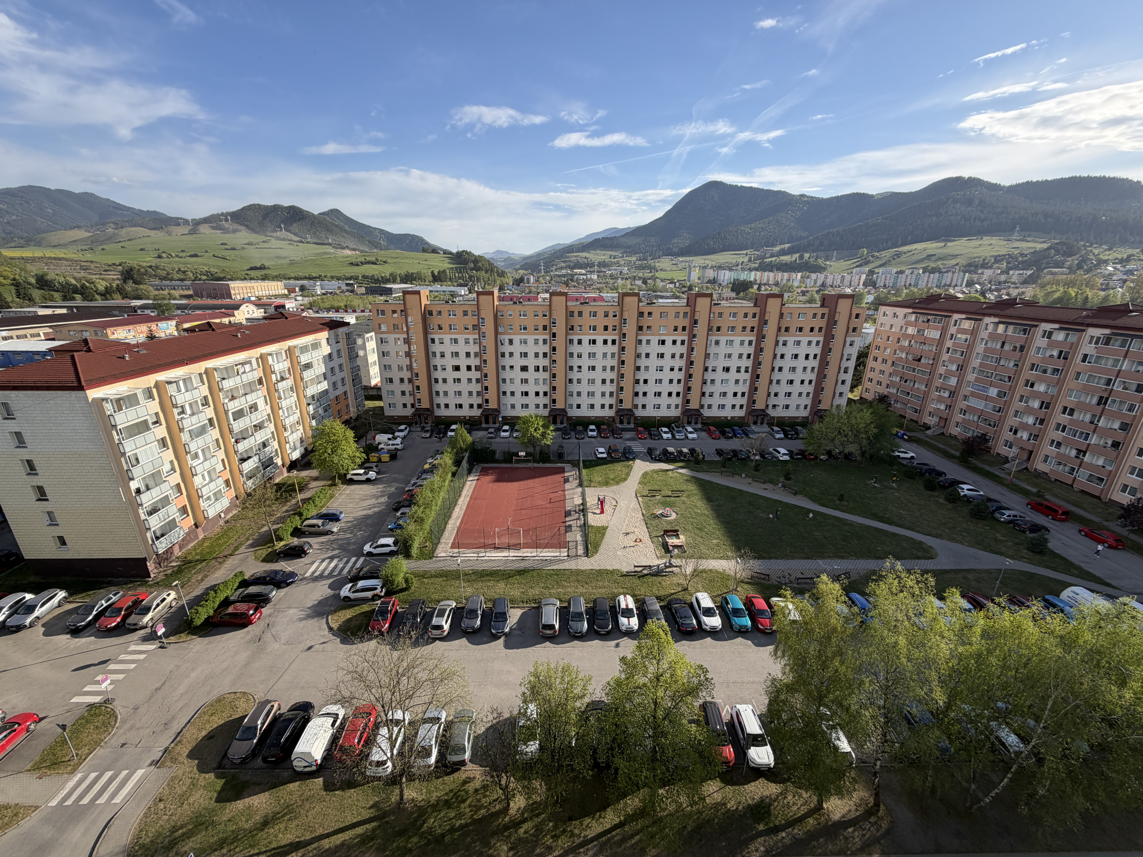 REZERVOVANÉ - Na predaj 1-izbový byt s dvoma loggiami – Roveň, Ružomberok
