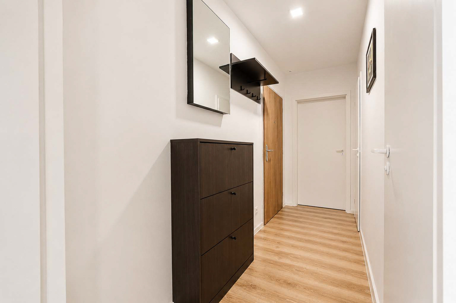 MODERNÝ 2-IZBOVÝ BYT S PARKOVACÍM MIESTOM V CENTRE LIPTOVSKÉHO MIKULÁŠA