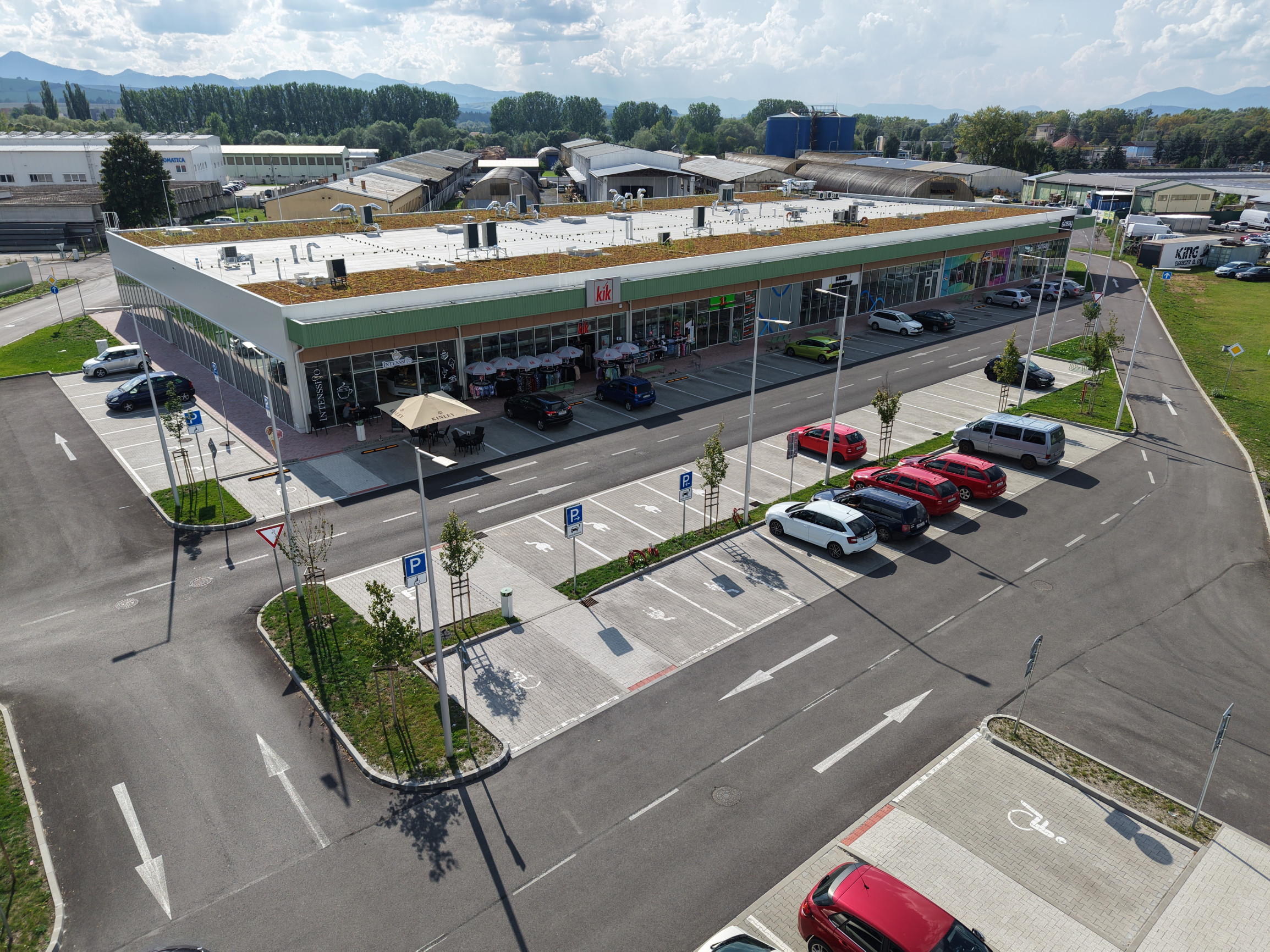Moderný obchodný priestor 175,8 m² na prenájom – OC Point, Liptovský Mikuláš