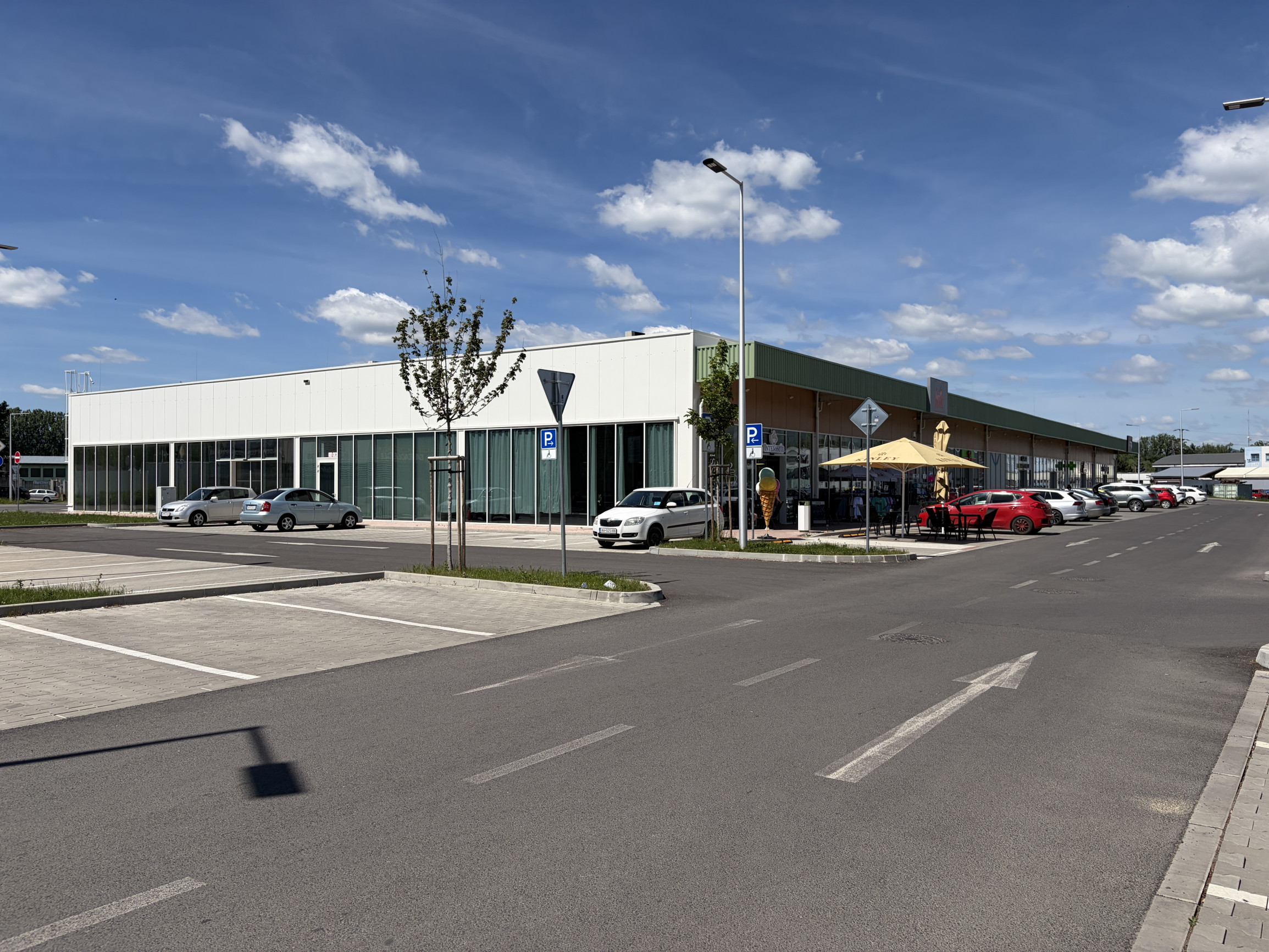 Moderný obchodný priestor 175,8 m² na prenájom – OC Point, Liptovský Mikuláš