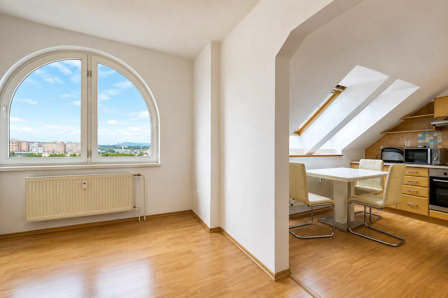 Priestranný 1-izbový byt v Liptovskom Mikuláši, 39,7 m²