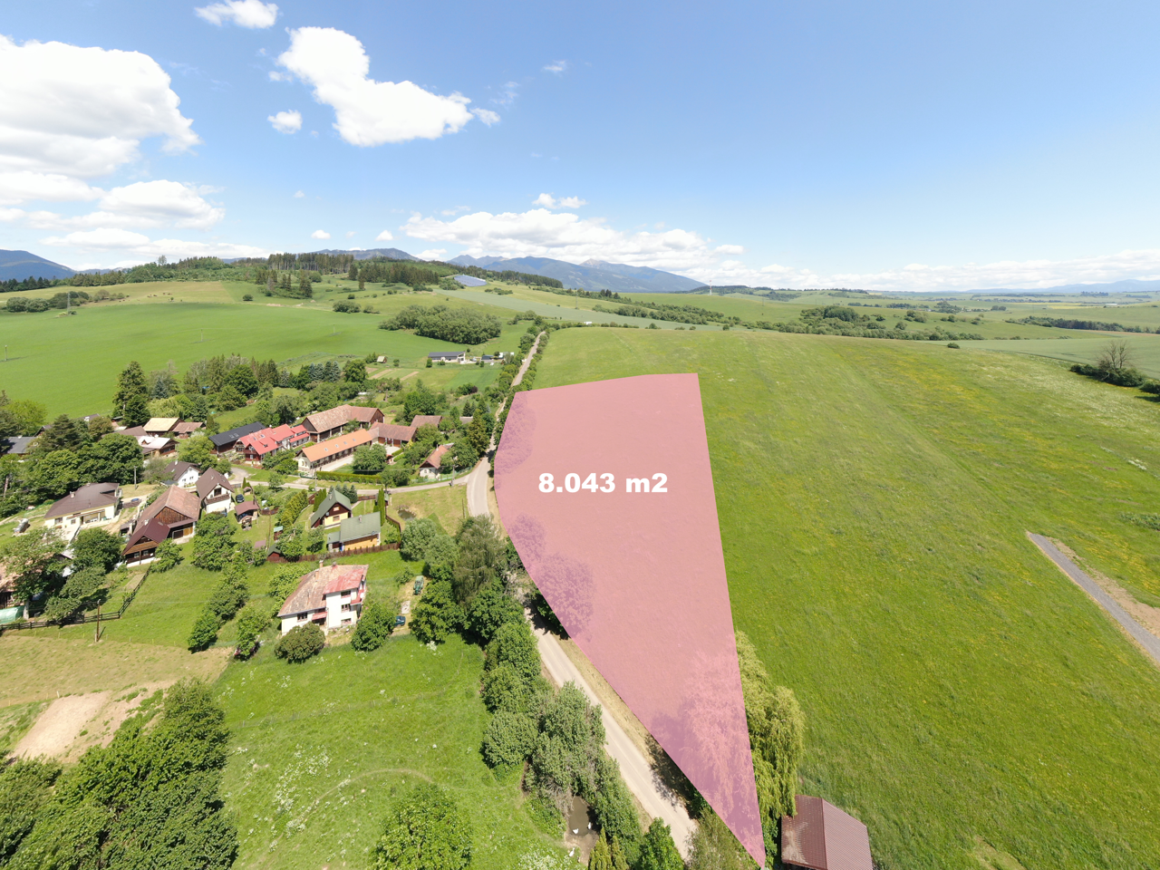 Stavebný pozemok 8043 m² pri Liptovskom Trnovci