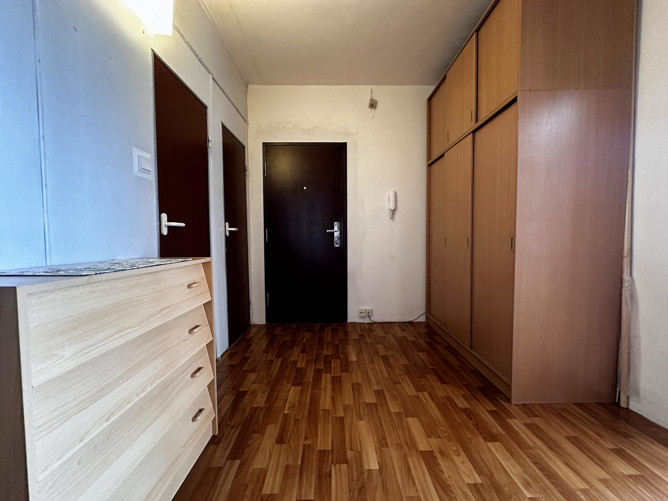 Prenájom priestranný 4-izbový byt s výmerou 79,8 m² centrum