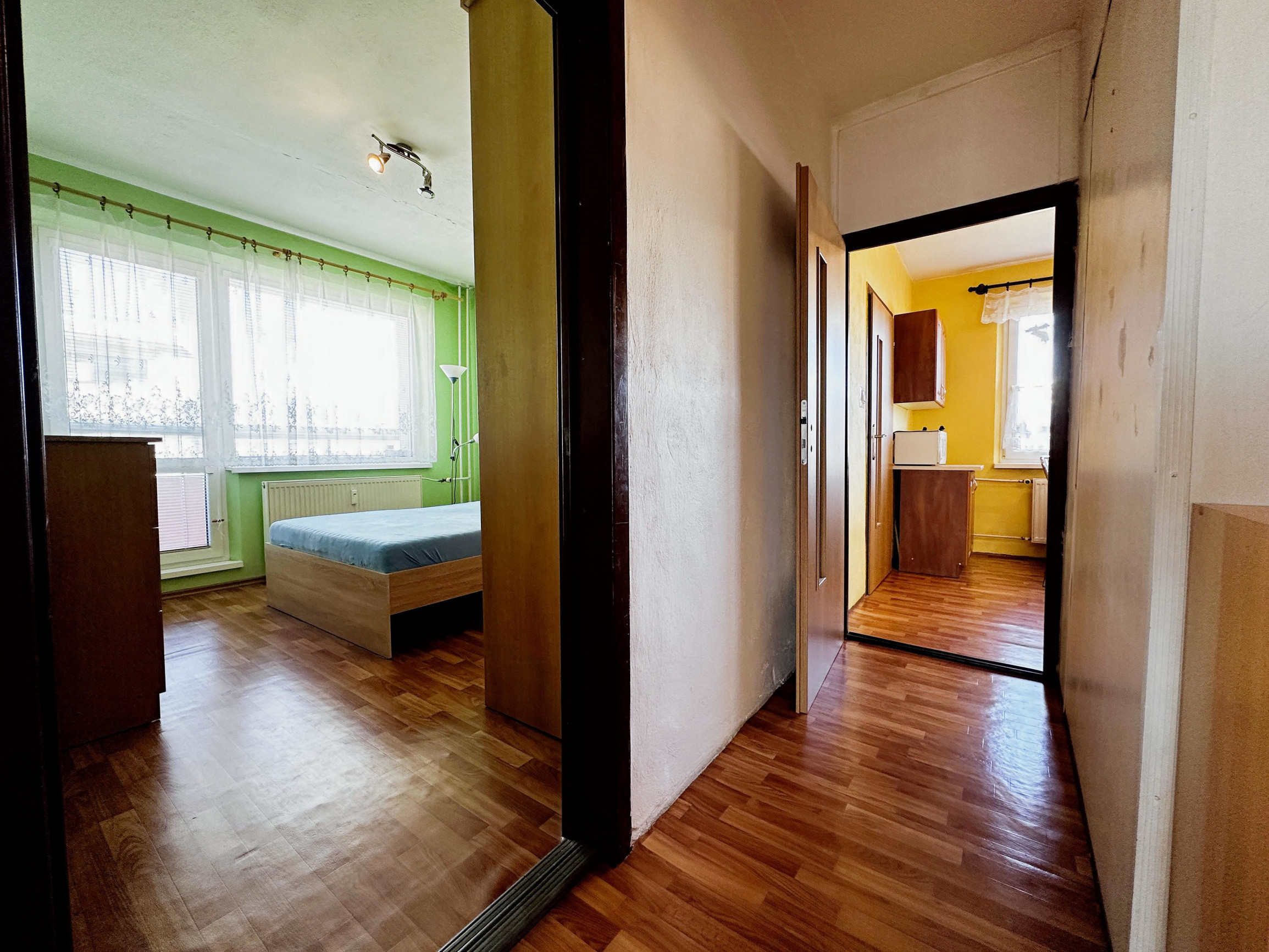 Prenájom priestranný 4-izbový byt s výmerou 79,8 m² centrum