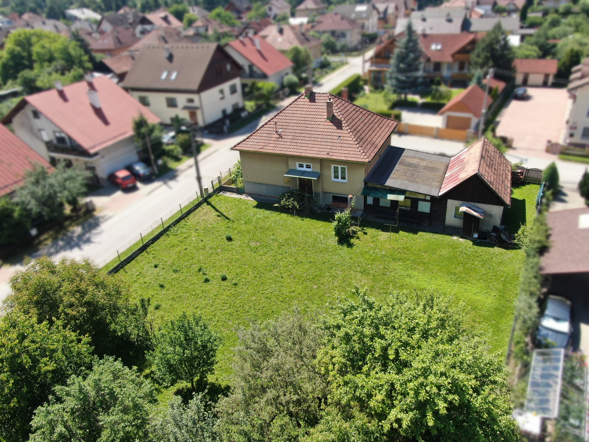 RD s pozemkom 1099m² v Demänovej – skvelá investícia