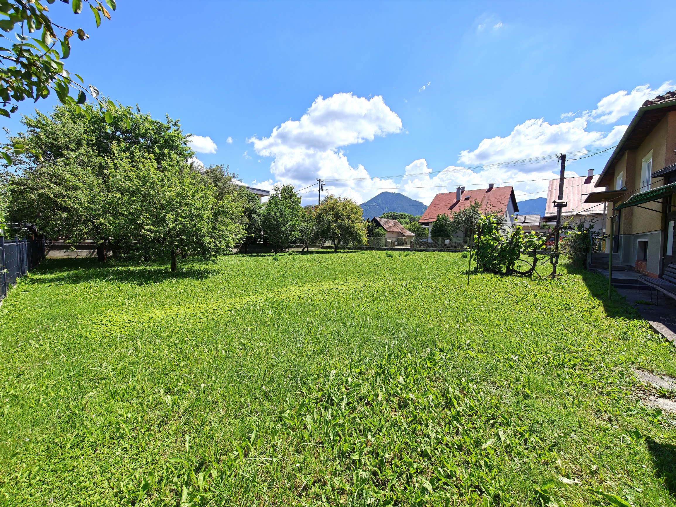 RD s pozemkom 1099m² v Demänovej – skvelá investícia