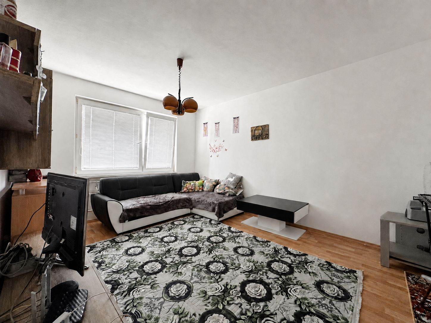 NA PREDAJ 4-izbový byt s balkónom, Liptovský Mikuláš – 77 m²