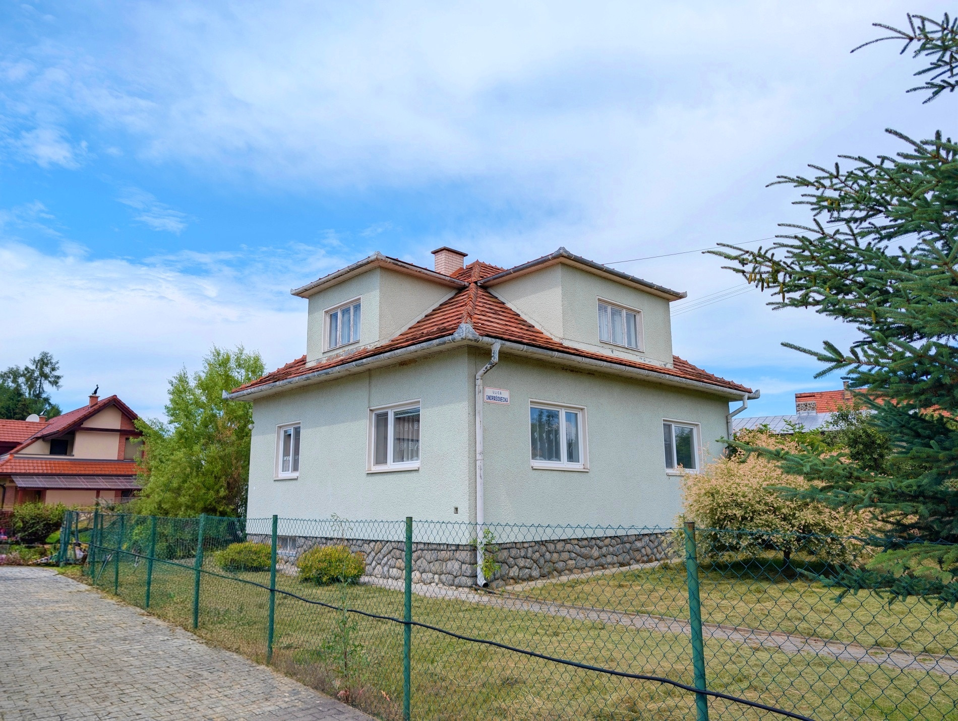 Na predaj starší rodinný dom, Liptovský Mikuláš - Ondrašová