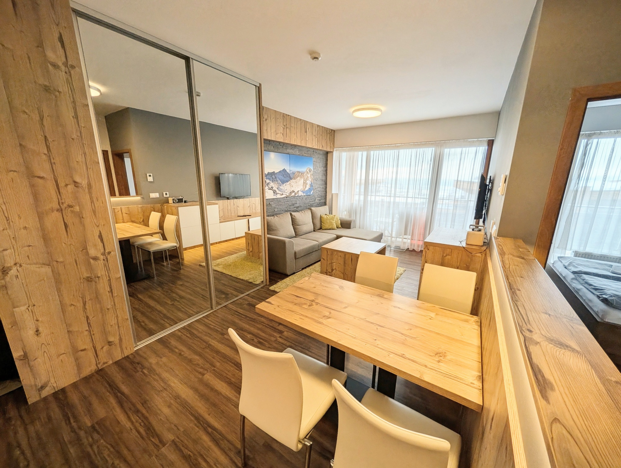 Pekný 2-izbový Apartmán pre 4 osoby, Hrebienok Rezort, Starý Smokovec