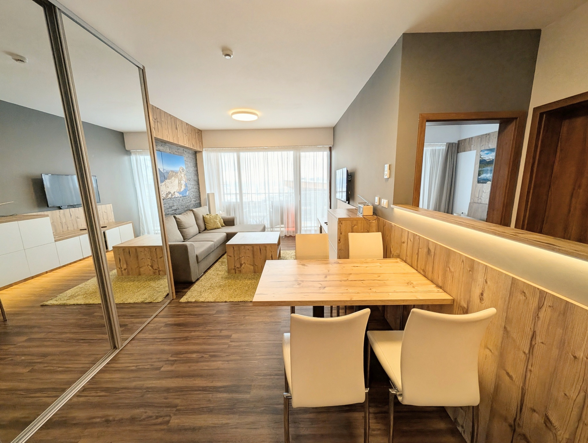 Pekný 2-izbový Apartmán pre 4 osoby, Hrebienok Rezort, Starý Smokovec