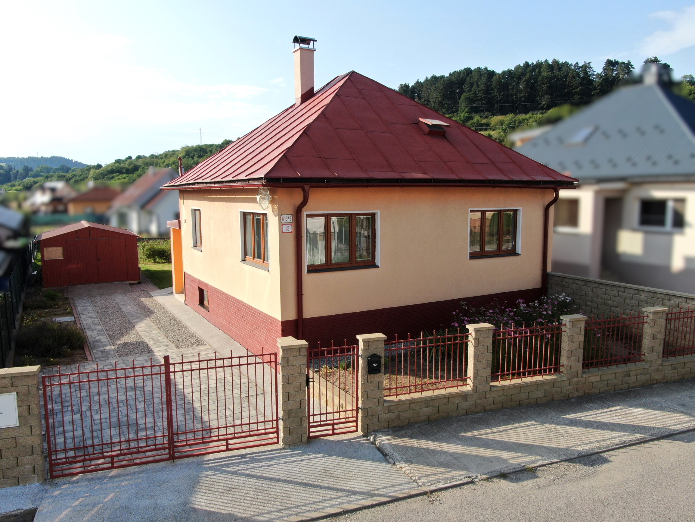 Rodinný dom s pekným pozemkom – Liptovský Mikuláš