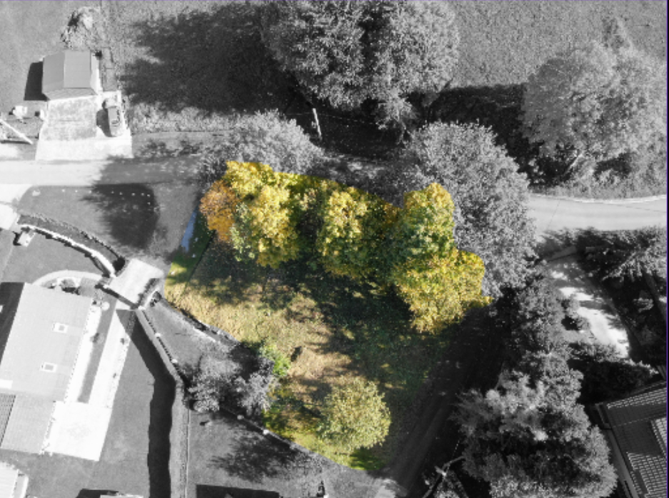 STAVEBNÝ POZEMOK V LAZISKU S PROJEKTOM RODINNÉHO DOMU | 569 m²