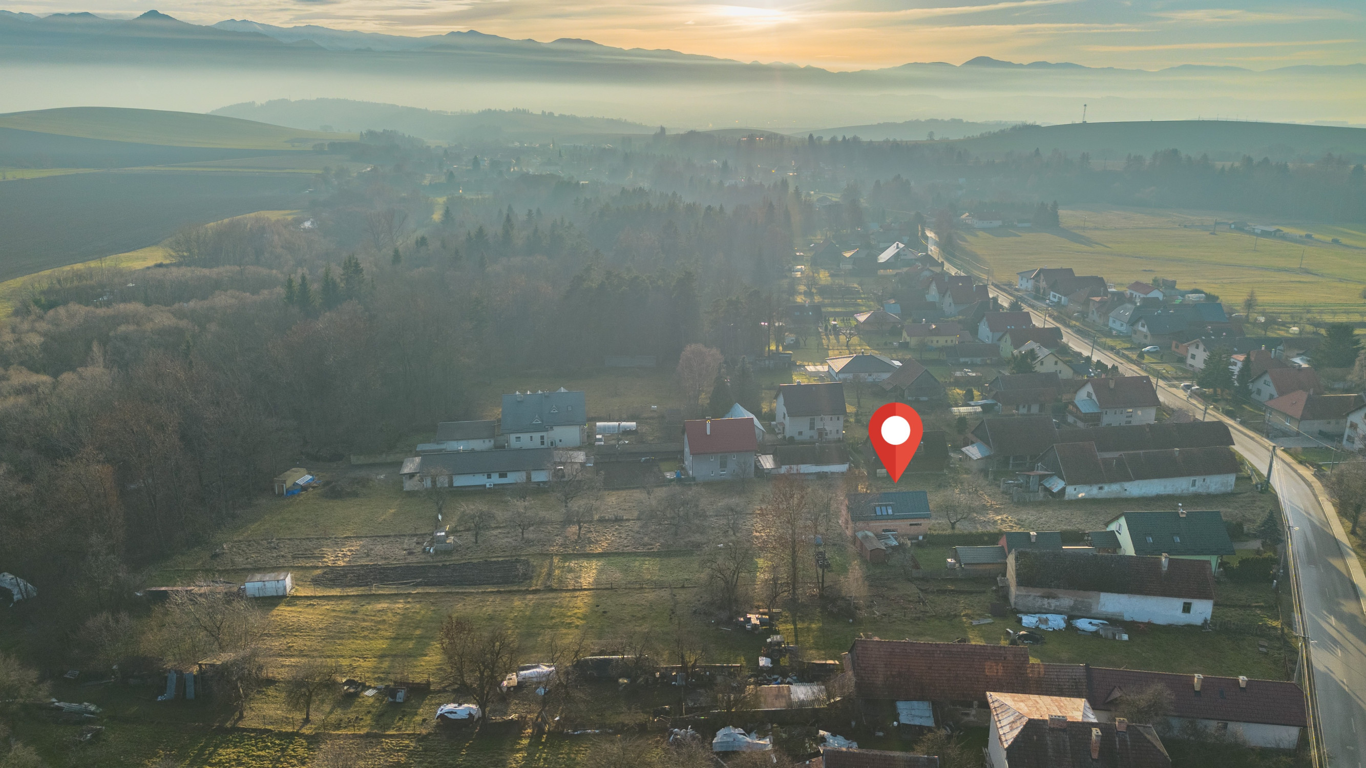 EXKLUZÍVNE | Veľkorysý stavebný pozemok 2 152 m² v obci Žiar
