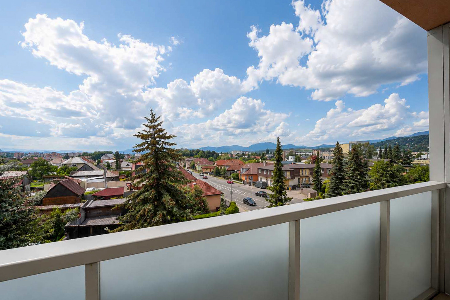 NA PREDAJ: 4-izbový byt s balkónom, Liptovský Mikuláš – 77 m²