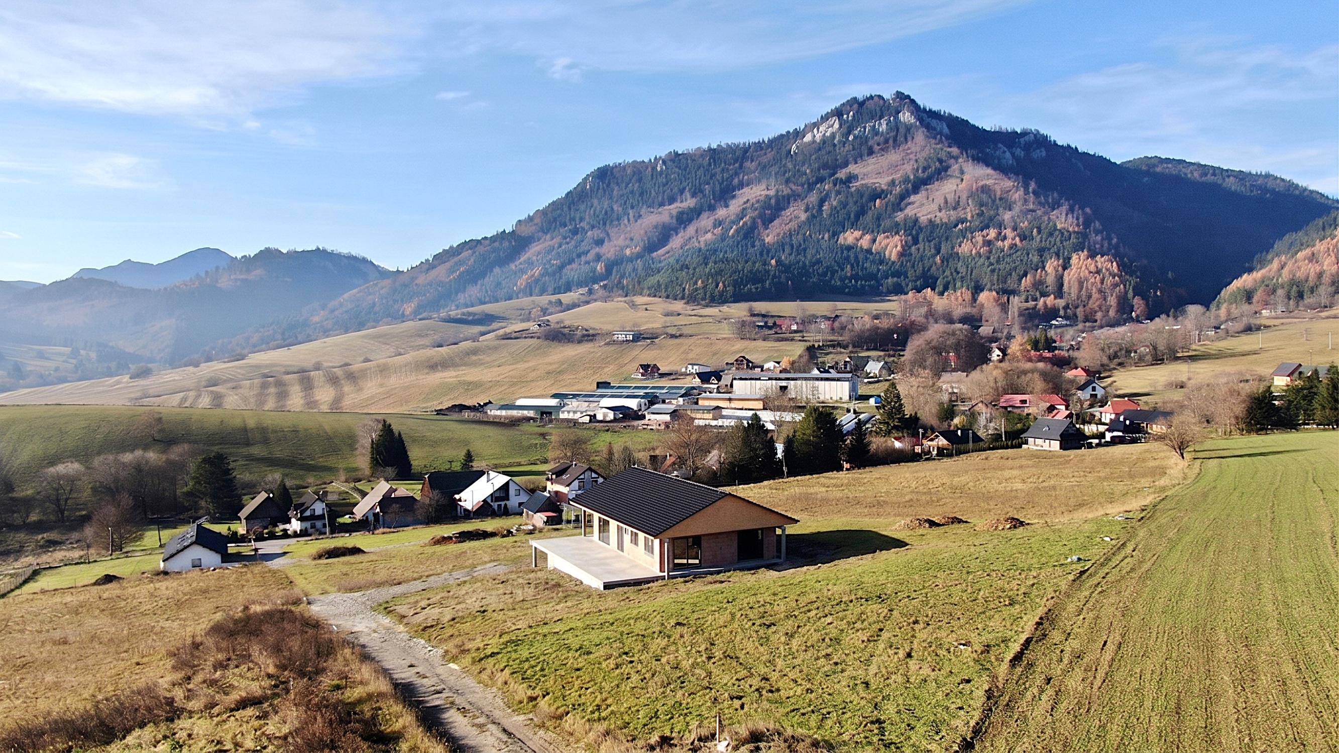 Panoráma, akú inde nenájdete! Dom na predaj v Liptovskej Anne