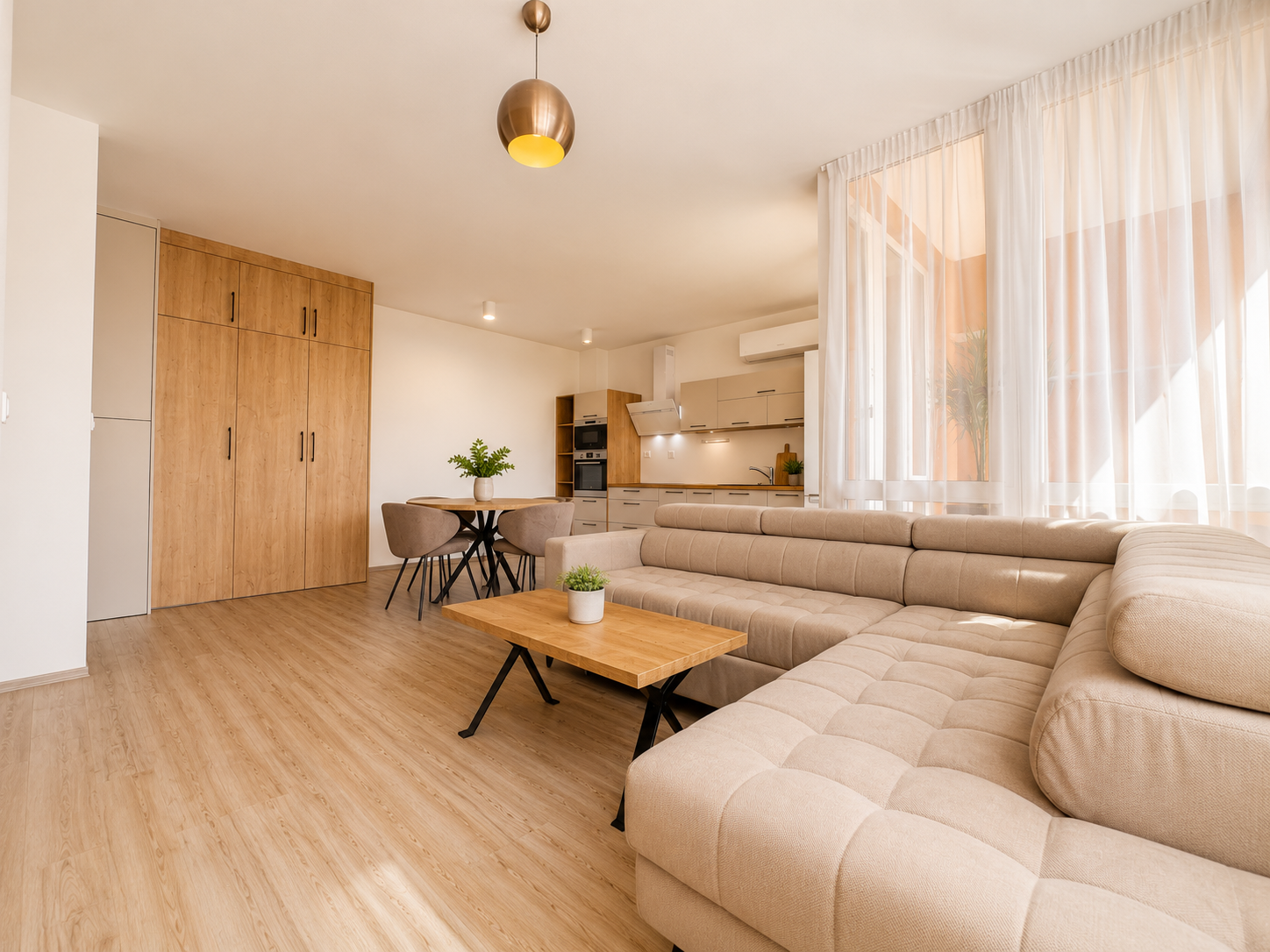 Štýlovo zariadený 3-izbový byt | Centrum LM | 2 parkovacie miesta
