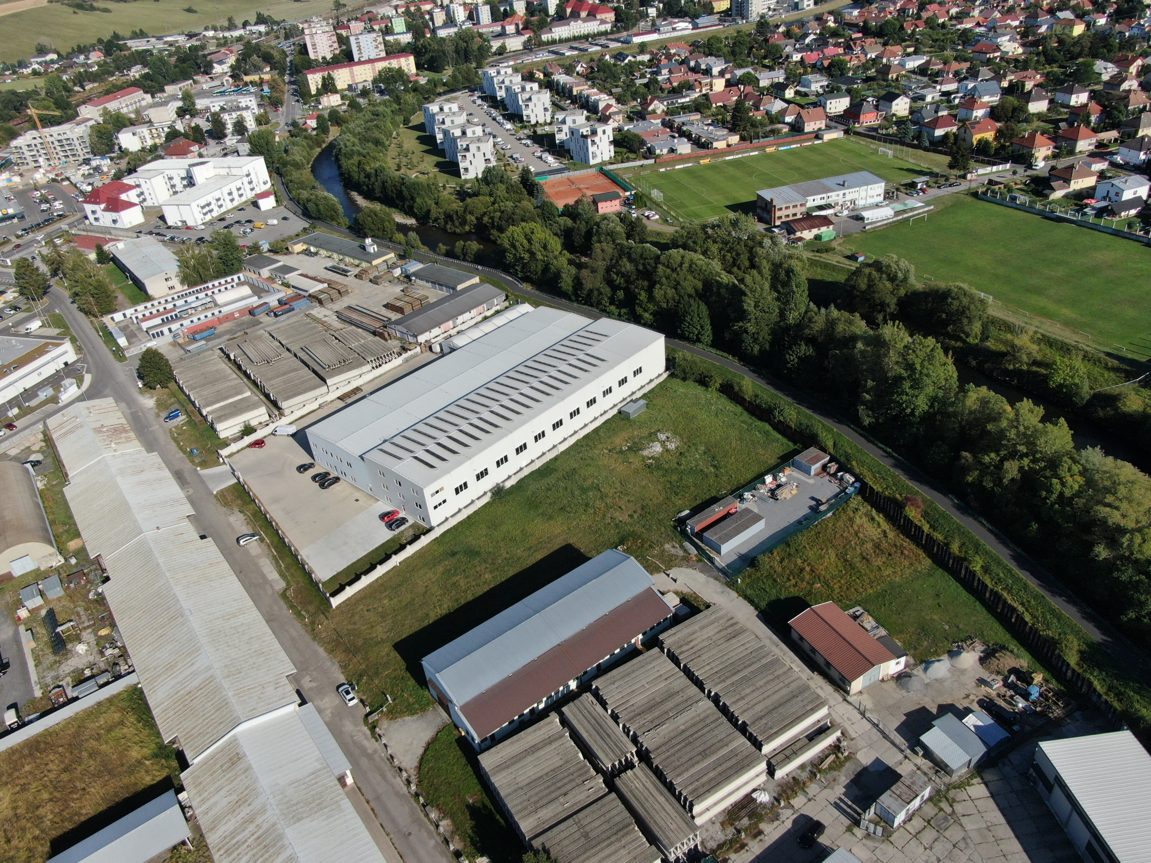 Stavebné pozemky v priemyselnej zóne Liptovského Mikuláša s platným stavebným povolením