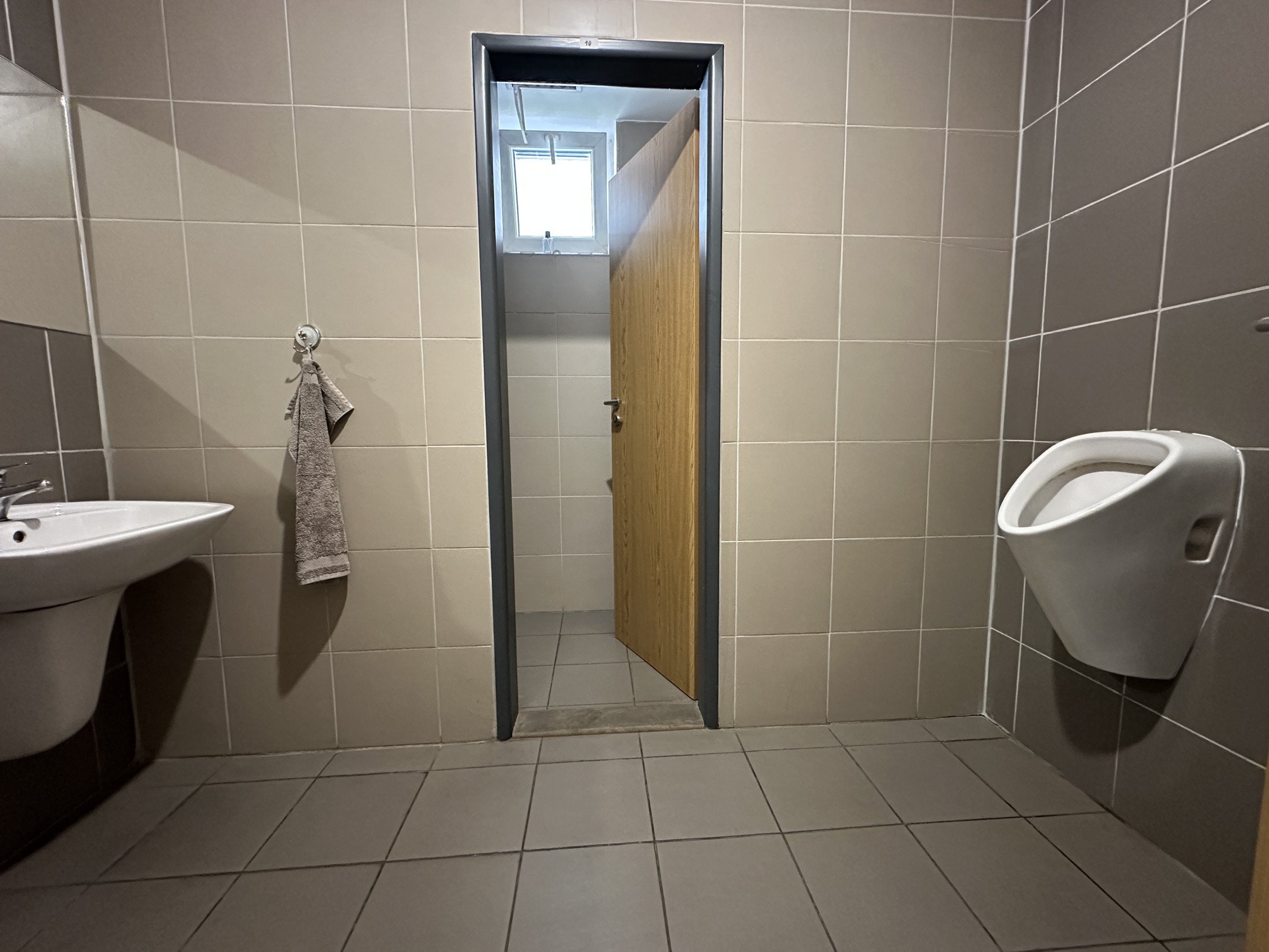 KANCELÁRIA 35 m² NA PRENÁJOM | 450 € VRÁTANE ENERGIÍ