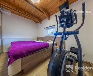 Štýlový vidiecky dom na predaj v podhorskom prostredí Svätého Kríža