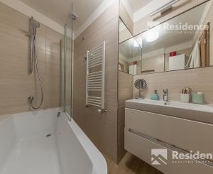 Štýlový vidiecky dom na predaj v podhorskom prostredí Svätého Kríža