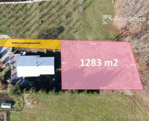 Stavebný pozemok s pekným výhľadom na predaj, Liptovský Mikuláš