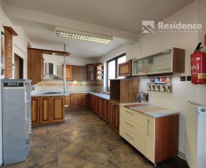 Multifunkčný objekt na podnikanie na predaj – Liptovský Mikuláš