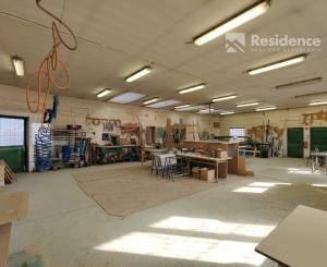 Multifunkčný objekt na podnikanie na predaj – Liptovský Mikuláš