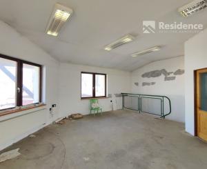 Multifunkčný objekt na podnikanie na predaj – Liptovský Mikuláš