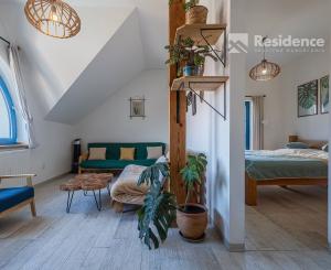 Zabehnutý penzión s reštauráciou, wellnessom a bytom pre majiteľa!