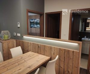 Na predaj štýlový apartmán v Hrebienok Resort, Starý Smokovec - Vysoké Tatry