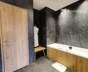 Exkluzívny 1-spálňový apartmán na predaj v Swissôtel Damian Jasna