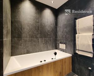 Exkluzívny 1-spálňový apartmán na predaj v Swissôtel Damian Jasna