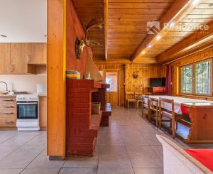 Chata zasadená do liptovskej prírody