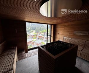 Horský luxus - Apartmán budúcnosti dostupný už dnes – komfort, technológia a štýl v jednom.