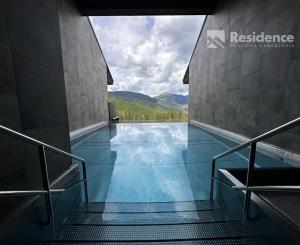Horský luxus - Apartmán budúcnosti dostupný už dnes – komfort, technológia a štýl v jednom.