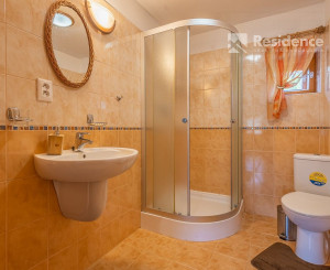 Exkluzívna chata s úžasným výhľadom na predaj, Huty