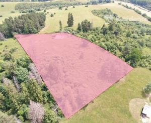 Lukratívny pozemok pri Liptovskej Mare na predaj