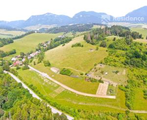 Lukratívny pozemok pri Liptovskej Mare na predaj