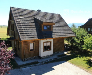 Na predaj štýlové drevenice na brehu Liptovskej Mary