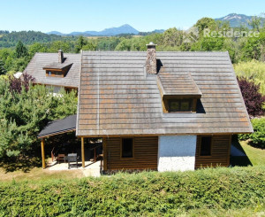 Na predaj štýlové drevenice na brehu Liptovskej Mary