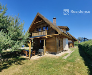 Na predaj štýlové drevenice na brehu Liptovskej Mary