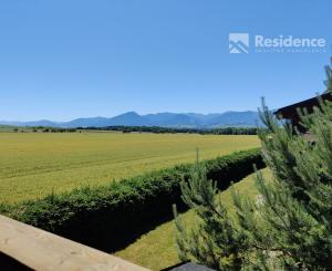 Na predaj štýlové drevenice na brehu Liptovskej Mary