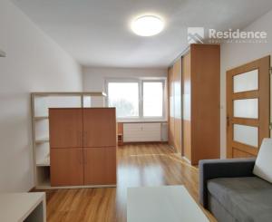 Zariadený 1 izbový byt na prenájom, Liptovský Mikuláš