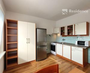 Zariadený 1 izbový byt na prenájom, Liptovský Mikuláš