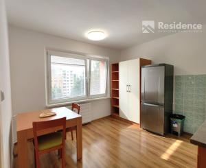 Zariadený 1 izbový byt na prenájom, Liptovský Mikuláš