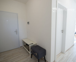 Dvojizbový byt s terasou v areáli Victory Port na prenájom