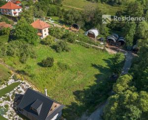 Výnimočná investičná príležitosť Rodinný dom s pozemkom 2712 m² na predaj – Jamník, Liptov 