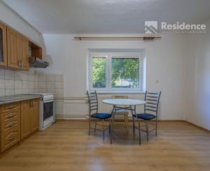 Výnimočná investičná príležitosť Rodinný dom s pozemkom 2712 m² na predaj – Jamník, Liptov 