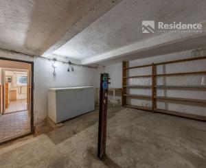 Výnimočná investičná príležitosť Rodinný dom s pozemkom 2712 m² na predaj – Jamník, Liptov 