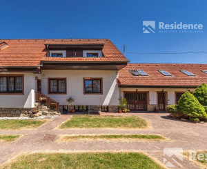 Rodinná usadlosť pri Váhu – domov, ktorý má dušu… aj potenciál!